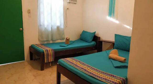 Garpeza Backpackers, Prenota Ostello Hotel economici a Palawan