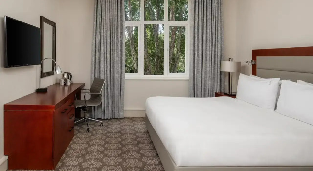 Номер Standard Holiday Inn - Johannesburg Sunnyside Park by IHG