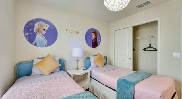 Pet-friendly Townhome w/ Pool, Near Disney World!