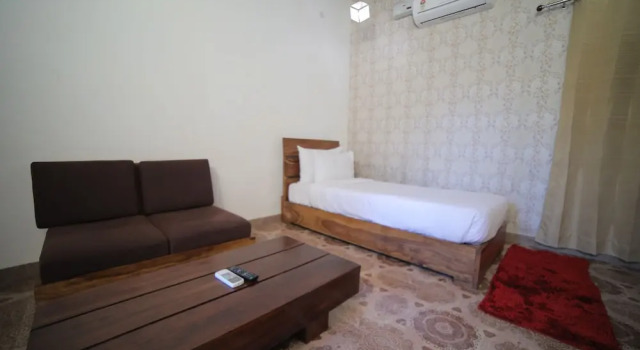 Двухместный полулюкс Sadda Pind Amritsar