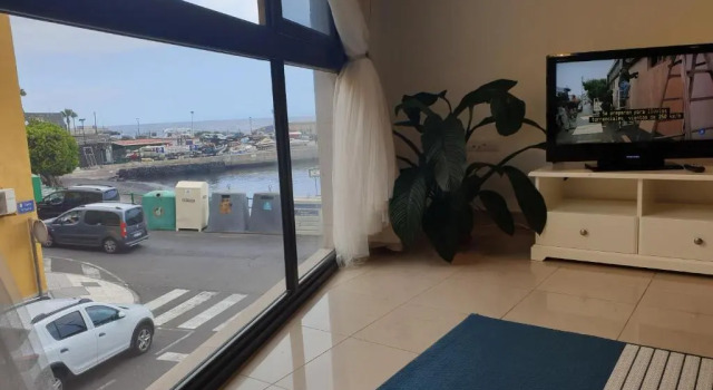 Апартаменты Apartamento Frente Al Puerto de Candelaria a 20 Metros de la Playa.