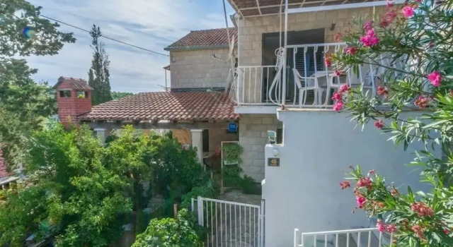 Mari - Great Location 30m From the sea - A2 Gornji