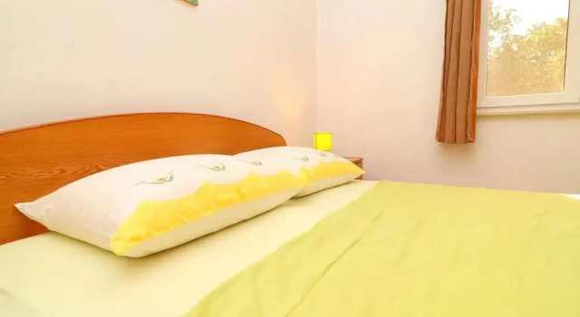 Apartments Marko Peljesac - One Bedroom Apartment With Balcony and Sea View
