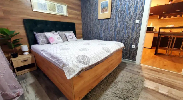 Apartmani Katanera, Забронировать Отель Отели Кралево с парковкой, Парковка