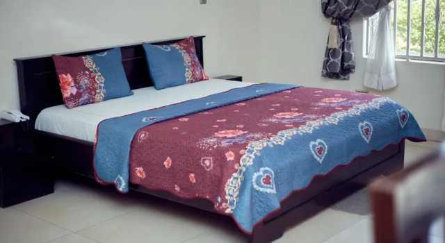 9 Roses Hotel, Prenota Hotel Hotel 3 stelle a Kumasi, 3*