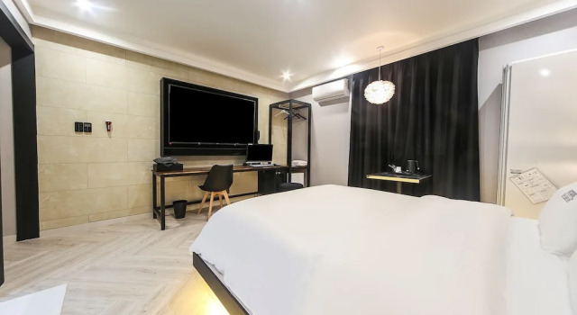 Номер Superior Masan First Class Hotel