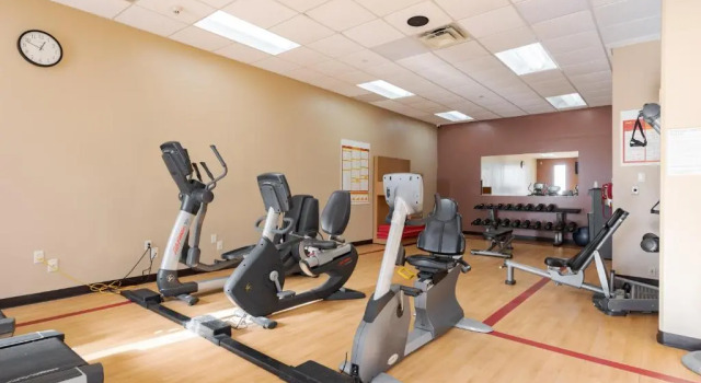 Номер Standard Wyndham Omaha Hotel - West Dodge