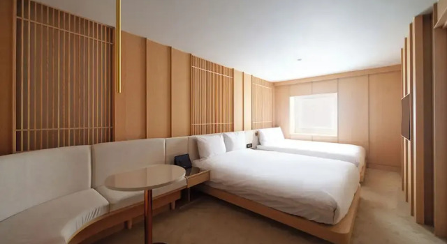 Suite UH Continental CenterPoint