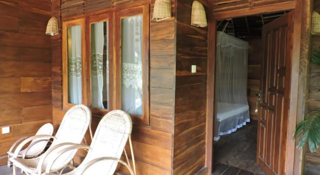 Коттедж Cinnabar Resort