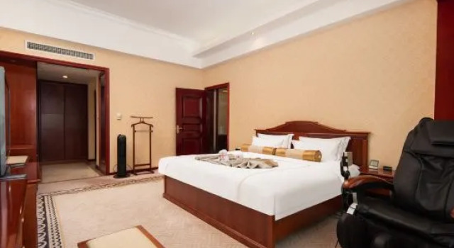 Люкс Deluxe Yue Hai Hotel