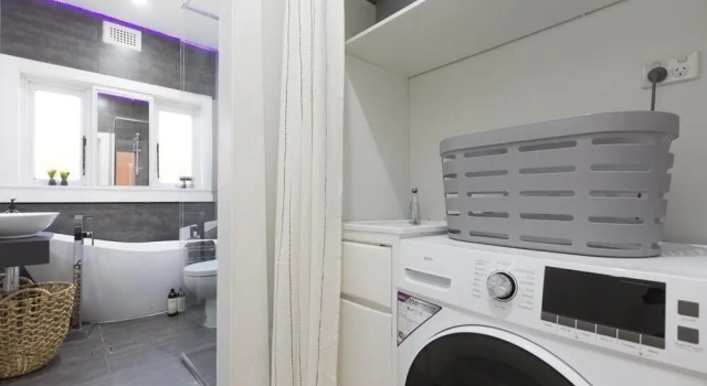2 Bedroom Apt In Bondi Junction With Parking