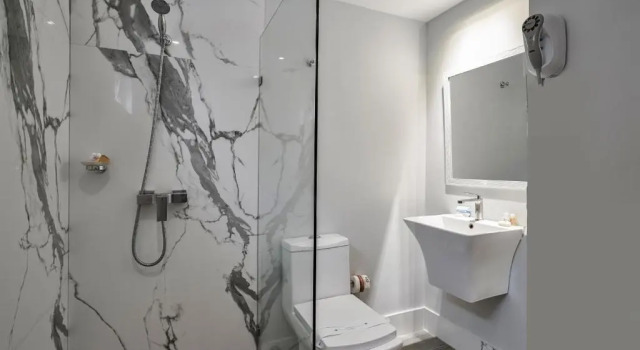 Четырёхместный номер Standard Hotel Riazor