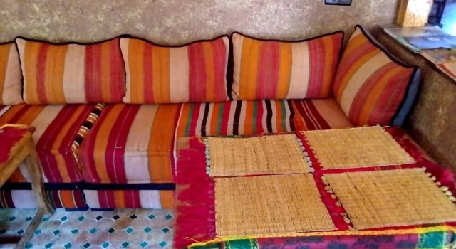 Room-authentic and Pittoresque Room for
