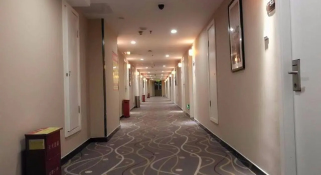 Номер Superior 7Days Premium Zhengzhou Jingsan Road Century Lianhua