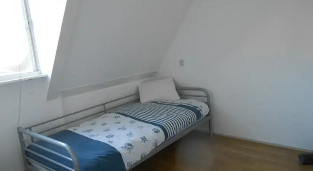 Cozy Small Villa Amstelveen, Book Villa Amstelveen Noord