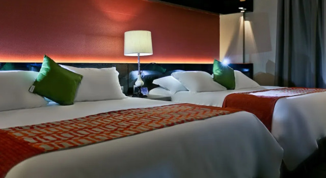 Четырёхместный номер Deluxe Sandri Palace Hotel