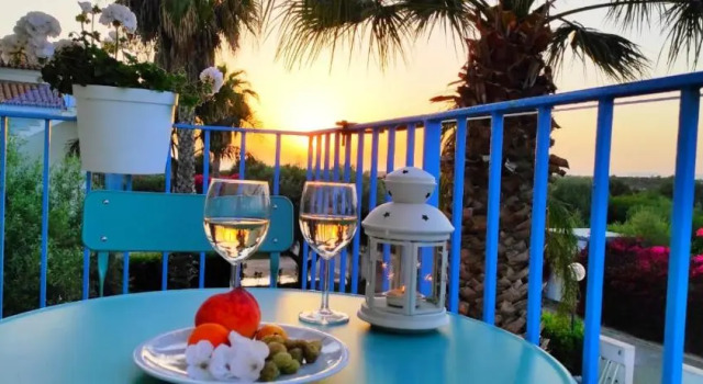 Коттедж с 2 комнатами Casa Vacanze Ippari & Oanis