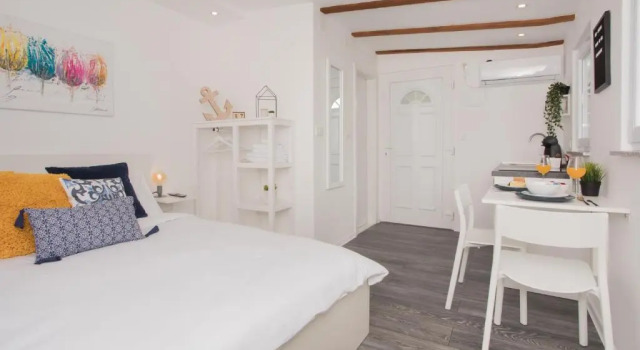 Studio Apartment Škatula