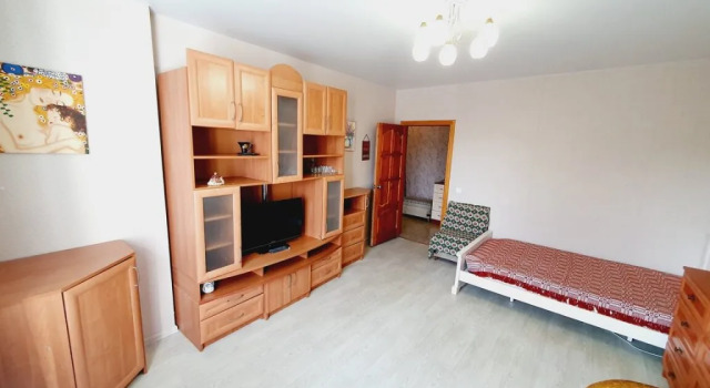 Apartamenty na Potemkina 17, Забронировать Апартаменты/квартира Отели Зеленоградска с парковкой, рядом с Преображенский собор, Парковка