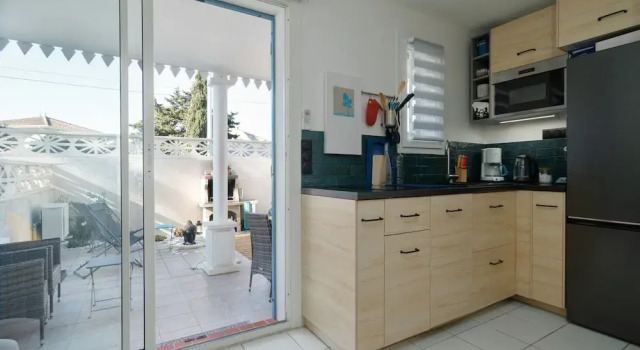 Beachside Apartment With Pool, Rezervovat Apartmán Hotely v Canal du Midi s bazénem, Bazén