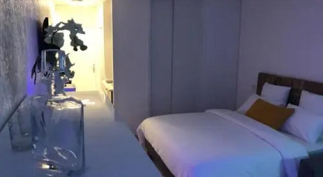 Studio Damquin, Varaa Huoneisto Hotellit Grande-Terre uima-altaalla, Uima-allas