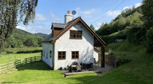 Tan Y Garth Cottage, Забронировать Дом для отпуска Ллансаннан Клоид
