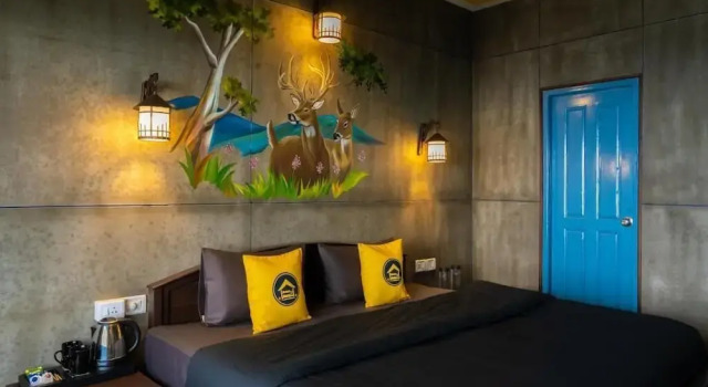 Двухместный номер Deluxe с балконом и с красивым видом из окна The Hosteller Munnar