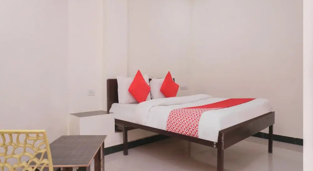 Hotel City Pearl by OYO Rooms, Réserver Hôtel Hôtels à Akola avec parking, Parking