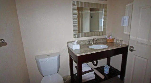 Номер Superior The Inn at Shasta Lake