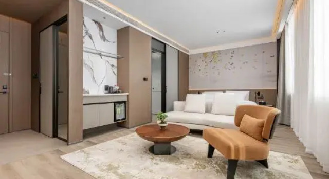 Люкс Luxury Yuexi Hotel (Juxian No.1 Middle School)