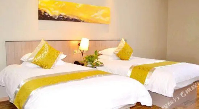 Ease Hotel (Beijing Changping Science & Technology Park Shuitun)