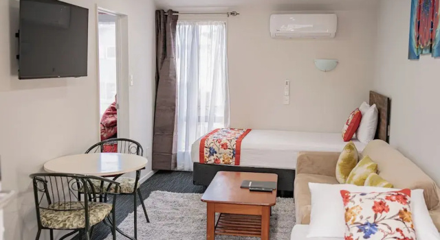 Апартаменты Samhil Motor Lodge