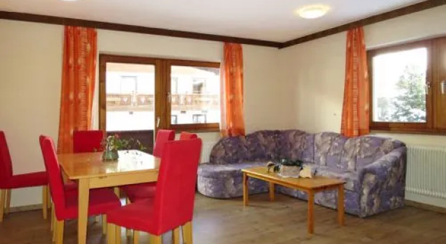 Claudia (GES120), Prenota Hotel Hotel a Tirolo con parcheggio, Parcheggio