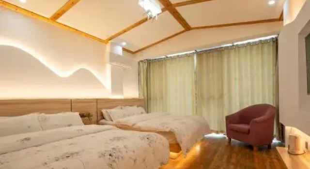Люкс Comfort Zhuyun Shanshui Hostel