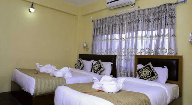 Номер Deluxe Hotel Mantra Inn