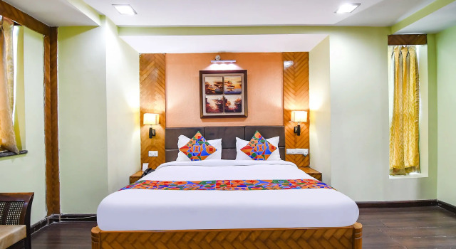Номер Superior Via Raj Residency II
