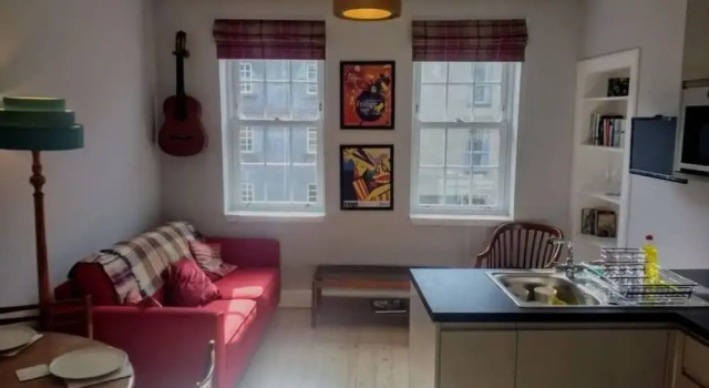 Апартаменты Lovely Flat In The Heart Of Old Town