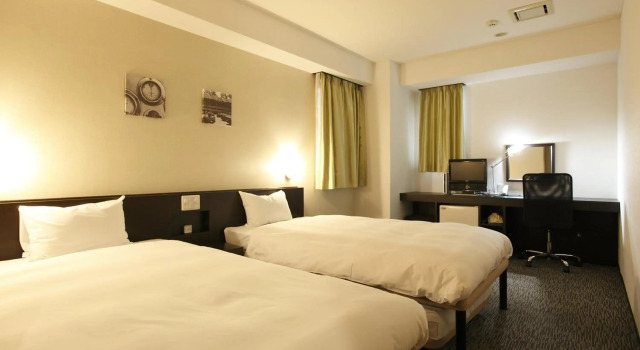 Business Hotel Sunpu, Boek Hotel Hotels in Tokai met parkeren, Parkeren