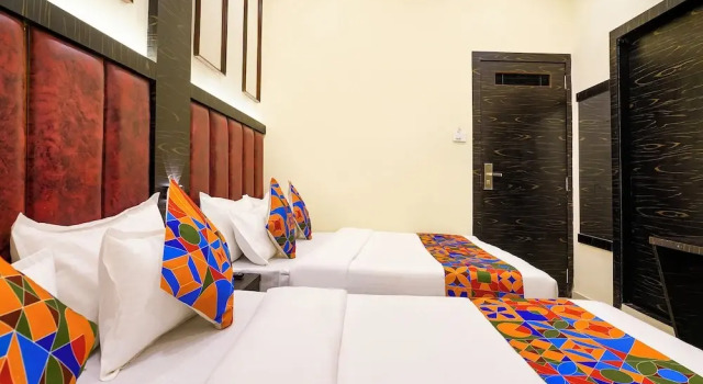 Номер Standard Fabhotel Skyline Suite