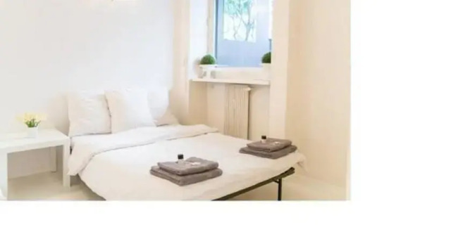 Sunny Flat and Garden in Paris 16, Забронировать Апартаменты/квартира Париж Иль-де-Франс, рядом с Maison de Balzac