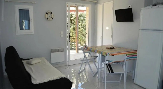 Résidence ILE DES PECHEURS - Maisons & Villas pour 6 Personnes 84, Rezervovat Hotel Hotely v Corbières s bazénem, Bazén