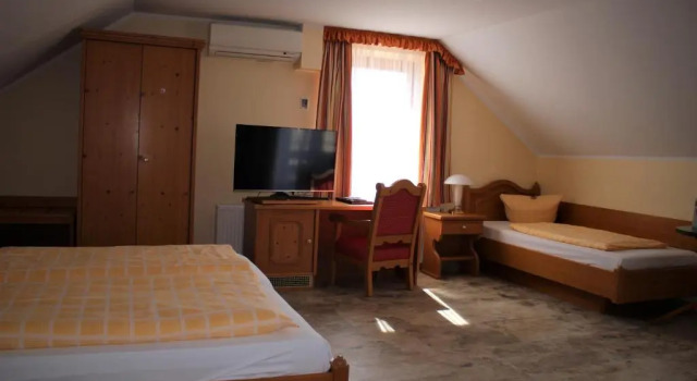 Трёхместный номер Standard Bed & Breakfast Hotel Müllerhof