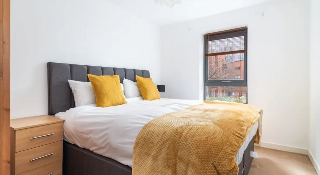 Апартаменты Bouverie Apartment