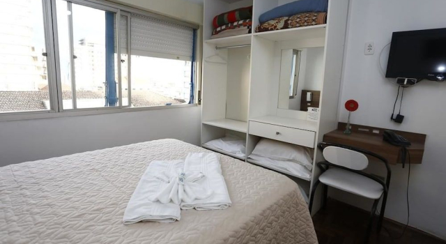 Hotel Paraiso, Забронировать Отель Отели в центре Санта-Мария, в центре