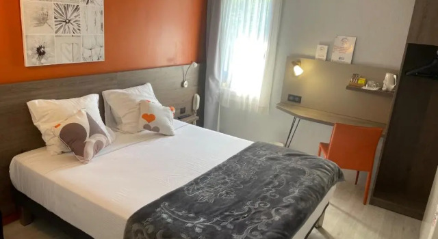 Двухместный номер Standard greet Hotel Massieux Lyon Nord by All Accor