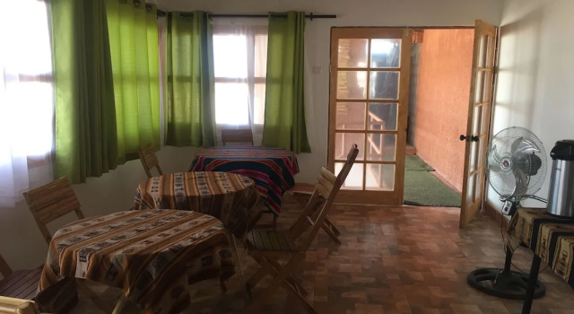 Hostal Diemi, Prenota Ostello Hotel a Antofagasta Region con parcheggio, Parcheggio