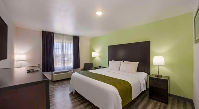 Номер Standard Quality Inn & Suites Clayton, NM
