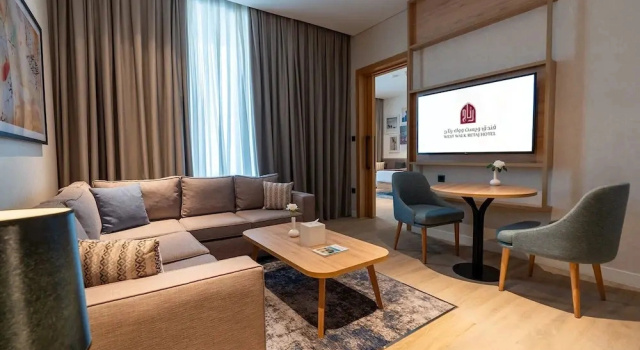 Люкс Deluxe с видом на город West Walk Retaj Hotel