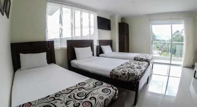 Семейный номер Standard с балконом и с красивым видом из окна Hotel Verony Guatape