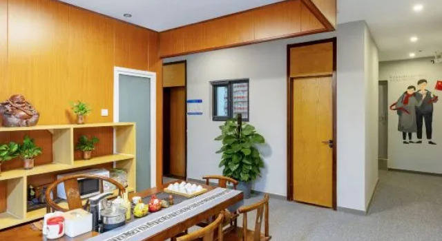 Yingxiangcheng Hotel (Beijing Forbidden City), Забронировать Отель Пекин район Пекина, рядом с Торговый комплекс Oriental Plaza